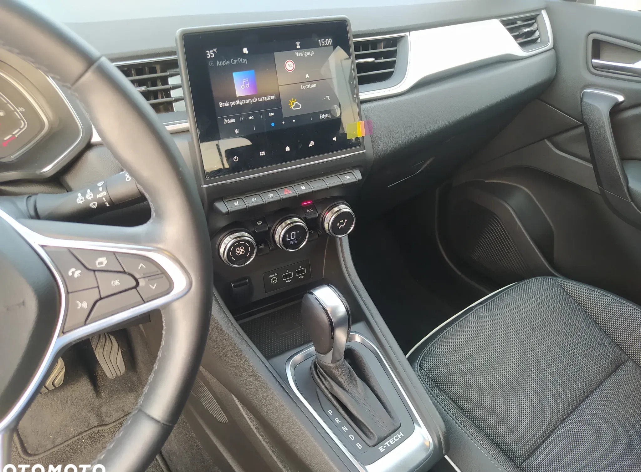Renault Captur cena 108500 przebieg: 16058, rok produkcji 2022 z Białobrzegi małe 137